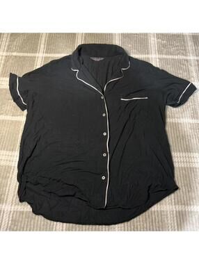 Victoria's Secret black short sleeve button up shirt Size L #loungewear #cozy